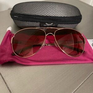 Women’s Oakley Aviator sunglasses